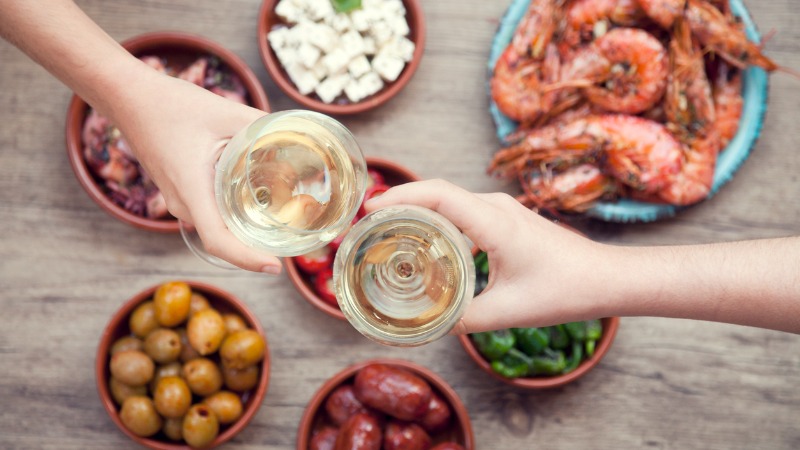 witte wijn uit Spanje of Portugal lekker met tapas